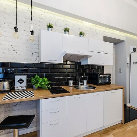Standard Apartment On 6 Sierpnia Лодзь Екстер'єр фото