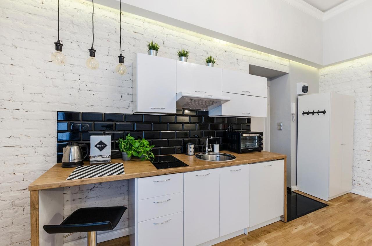 Standard Apartment On 6 Sierpnia Лодзь Екстер'єр фото